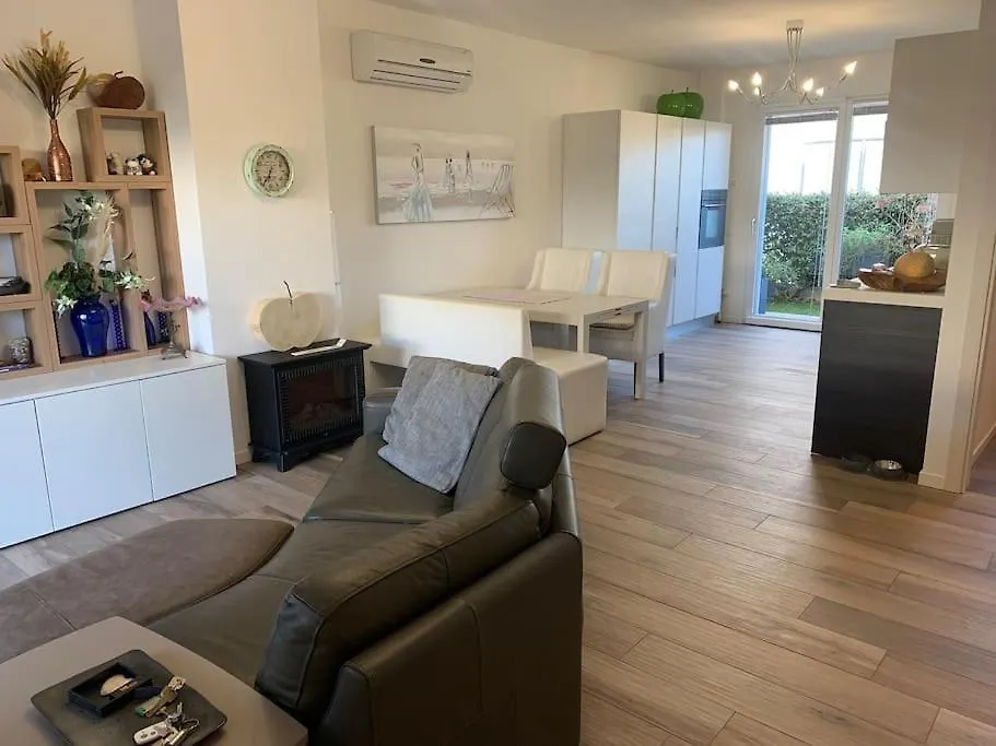 Casa Annuale Al Mare A Jesolo! Apartment 0*, Lido di Jesolo Italy